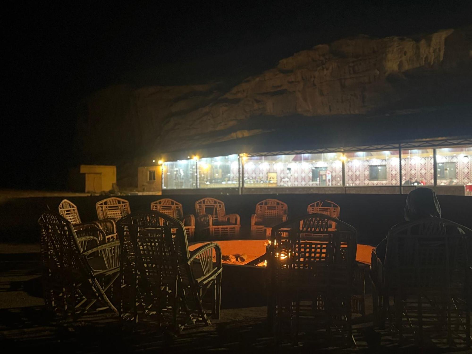 Rum Luxury Camp Wadi Rum Exterior foto