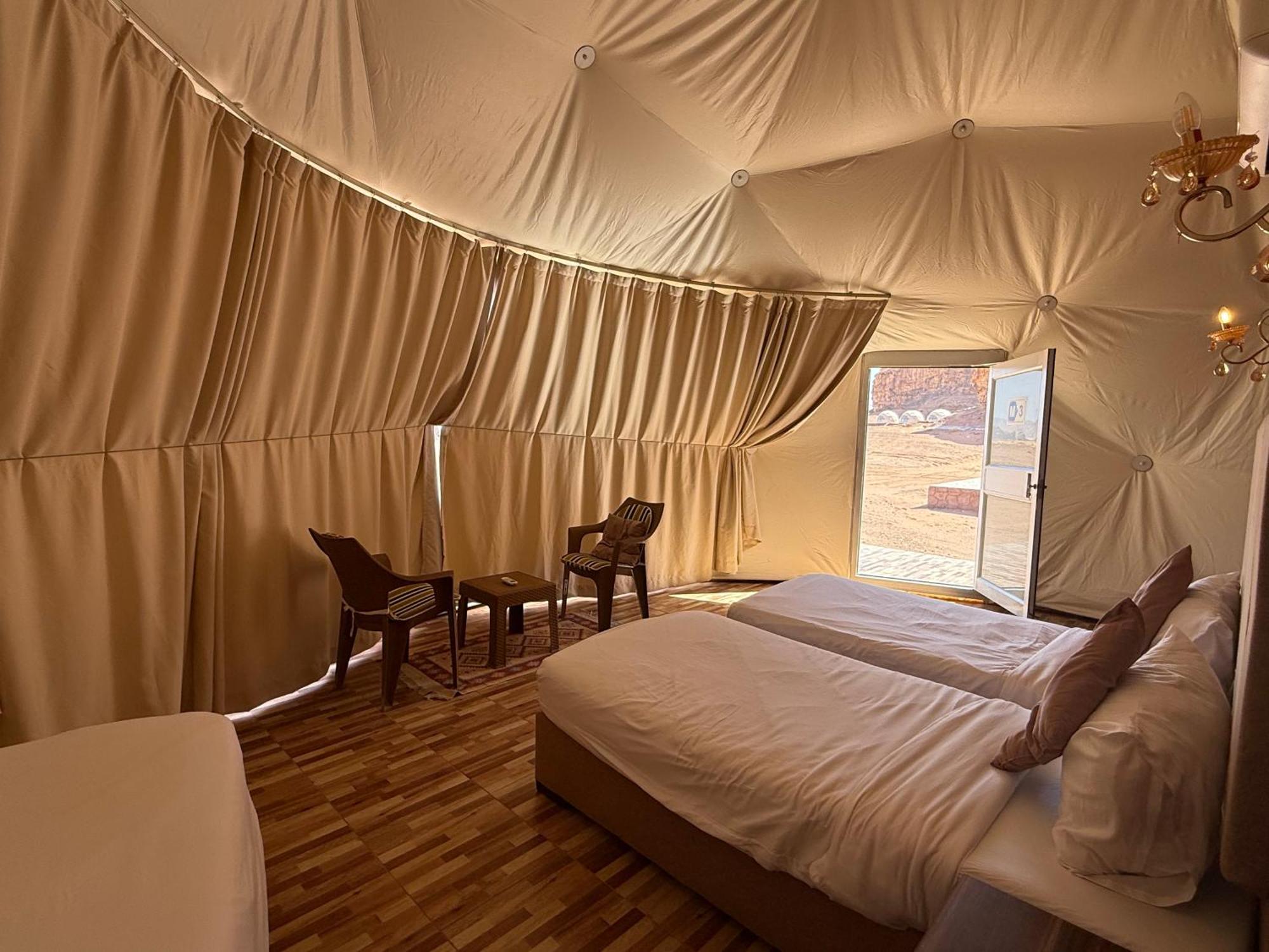 Rum Luxury Camp Wadi Rum Exterior foto