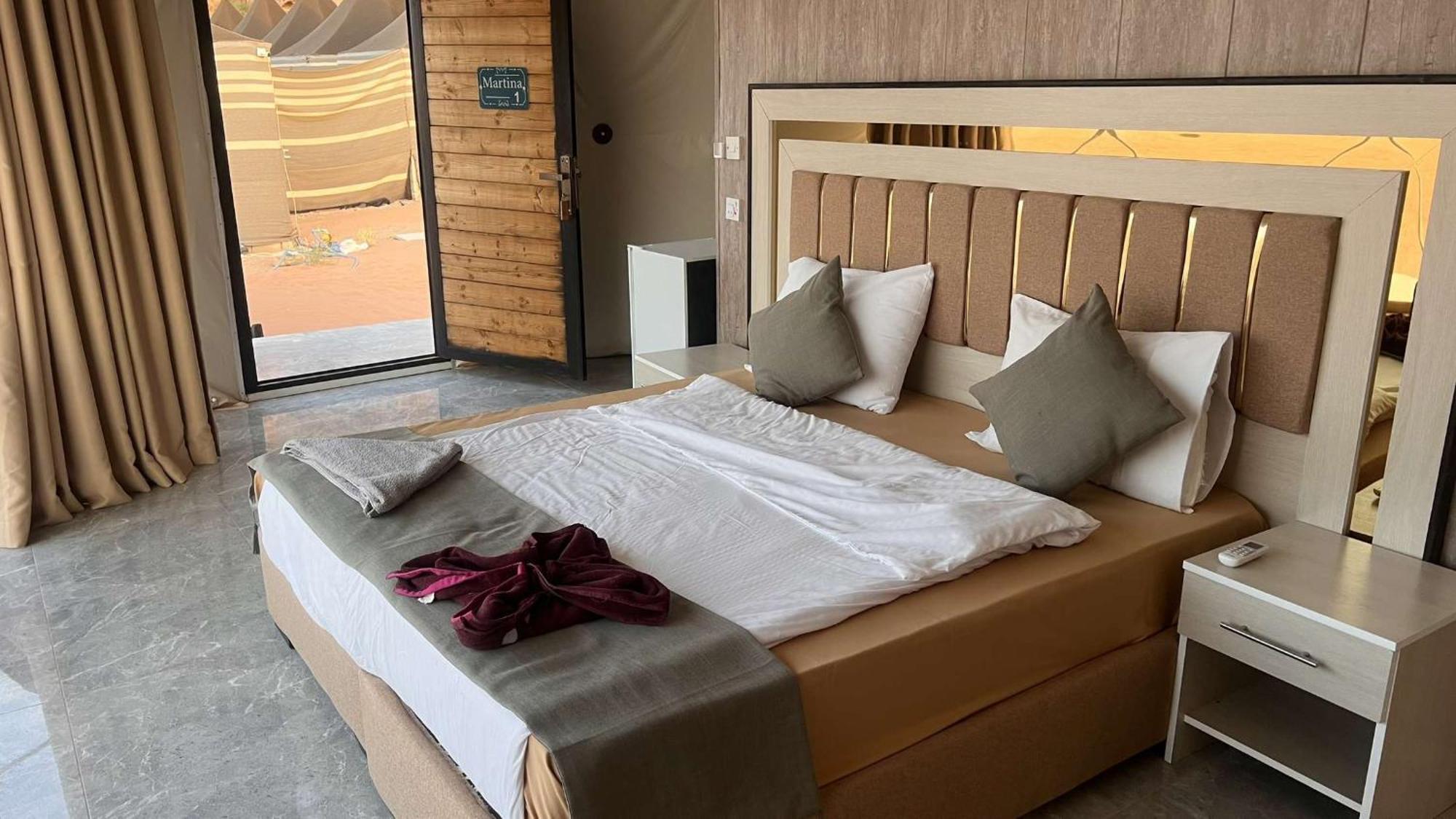 Rum Luxury Camp Wadi Rum Quarto foto